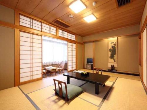 横手館