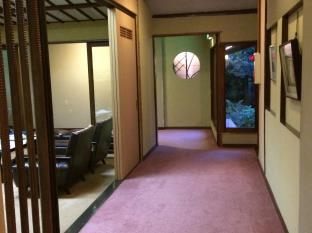 割烹旅館 八千代