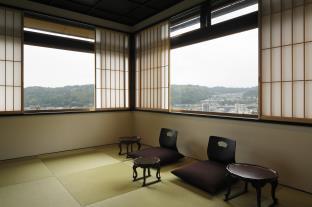柚子屋旅館 金沢 緑草音
