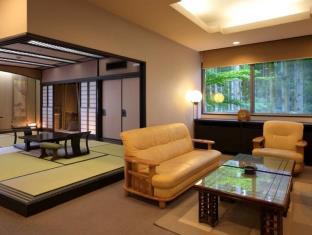 塚越屋七兵衛
