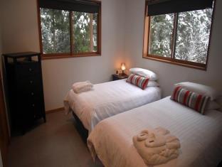 Bears Den Mountain Lodge