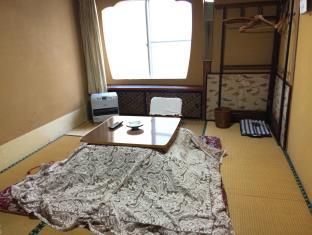 御宿 飯山館