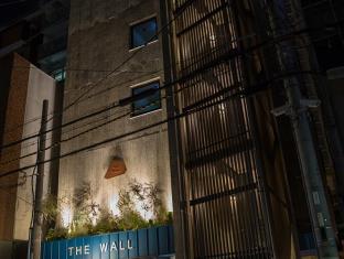 The Wall Hotel