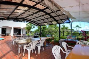 ザ プールリゾート 沖縄