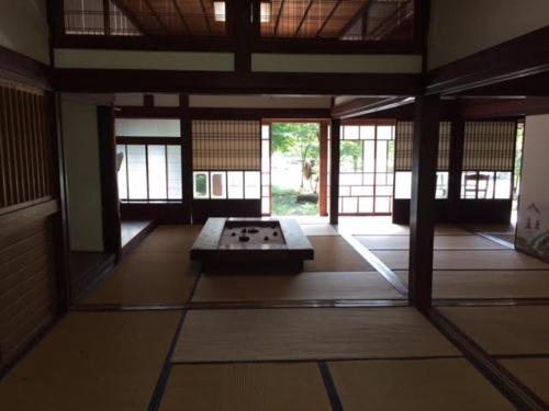 一棟貸切の宿　三調家