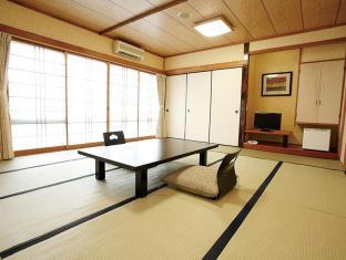 ホテル明治屋