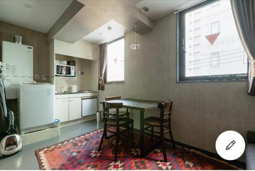 MOON HOUSE 401