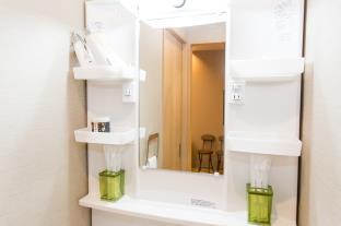 01 Group stay CLASSE New Hostel in Nanba 6p