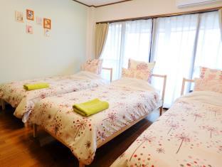 Naos Guest House 1