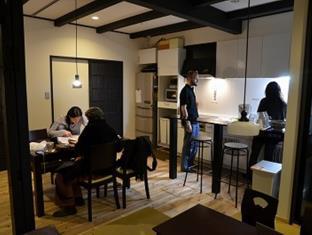 京都ゲストハウス ろうじ屋