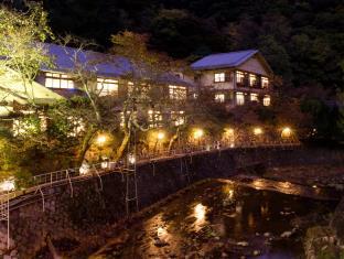 月光園 游月山荘