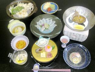蔵王温泉 岩清水料理の宿 季の里