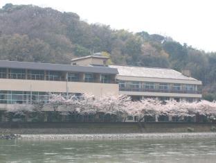 静山荘 旅館