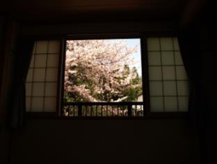 まるに旅館