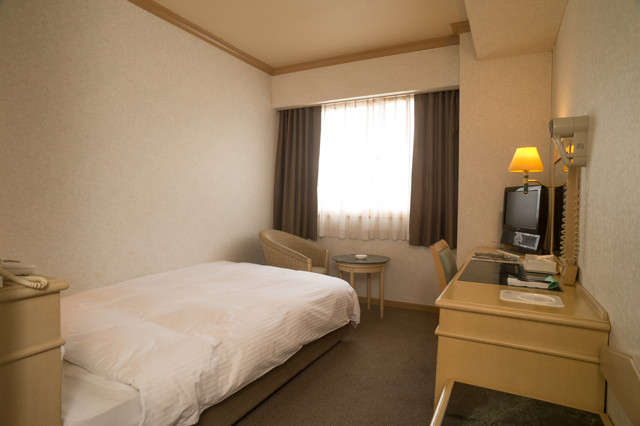 Ozu Plaza Hotel