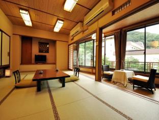箱根湯本温泉 彌榮館