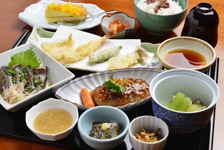 Atami Club Higashi Karuizawa Geihinkan