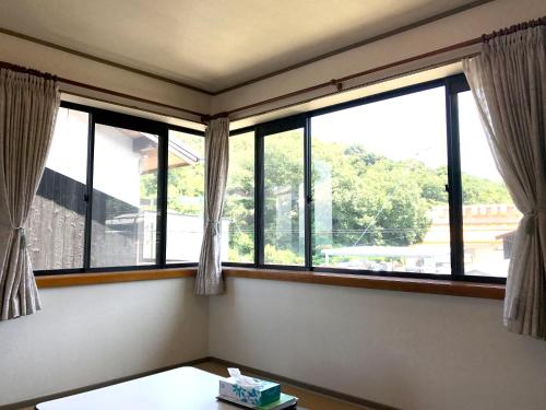 ゲストハウス シーサイド 波へい