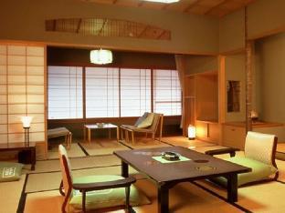 大月ホテル 和風館