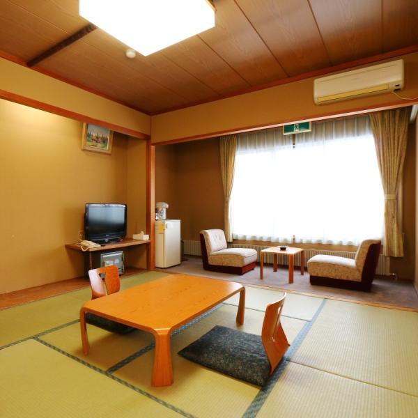 Shirakabako Lake Side Hotel Sankokaku