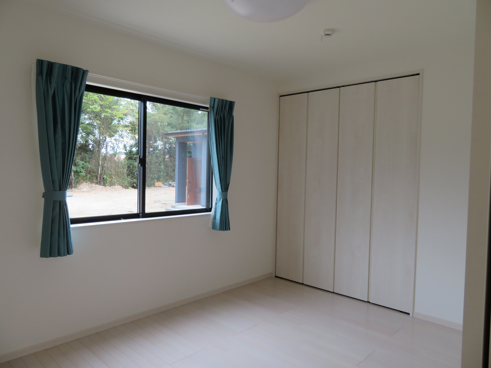 Cottage Sunset-Village