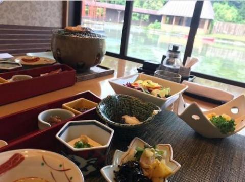 温泉水プール&夫婦露天風呂の離れ宿「悠離庵」