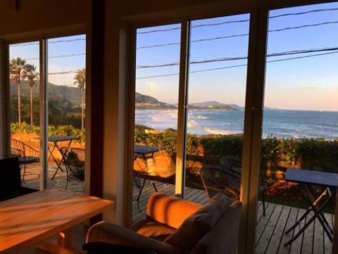 Guesthouse ＆ Beach Cafe Fuego