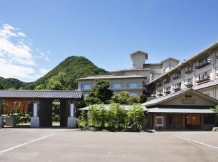 岩室温泉 自家源泉の宿 富士屋