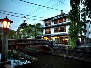 川口屋本館