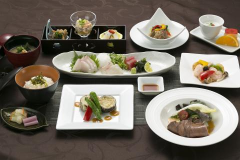 Hotel Sensyukaku (Tokushima)
