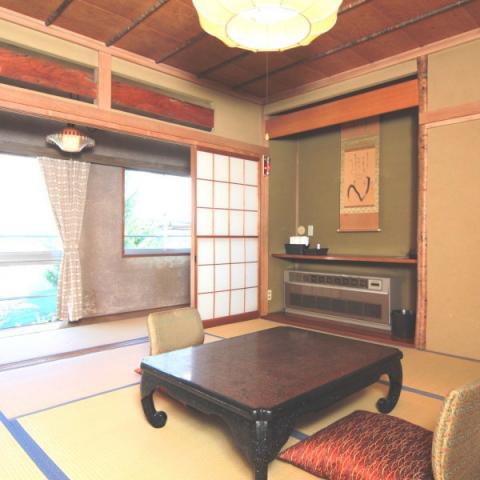 Kashiwaya Ryokan <Share House & Guest House>