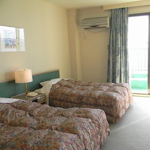 Hotel Motobu Resort