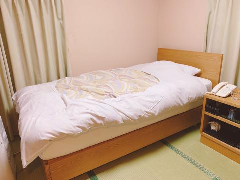 Izunagaoka Onsen Kona Honten