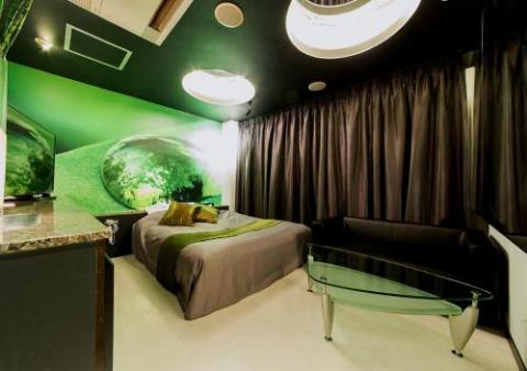 HOTEL ONE EIGHT (Adult Only)