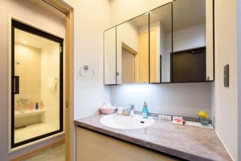 SOLA HOTEL