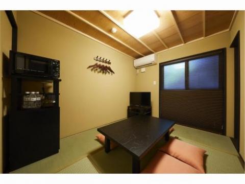 鈴 花屋町 唐紅