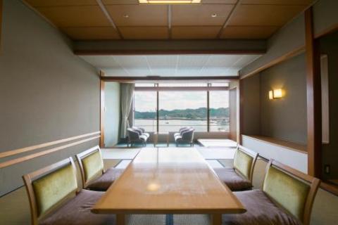 ホテル浦島