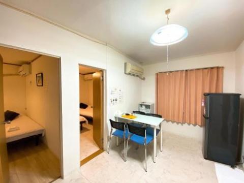 ラグジュアリ難波305